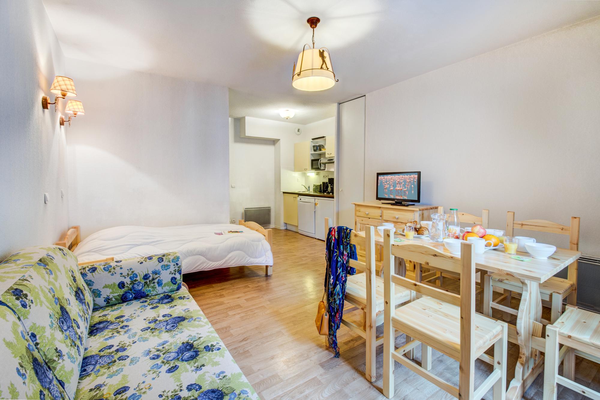 Vacanceole - Residence Illixon Bagneres-de-Luchon Ngoại thất bức ảnh