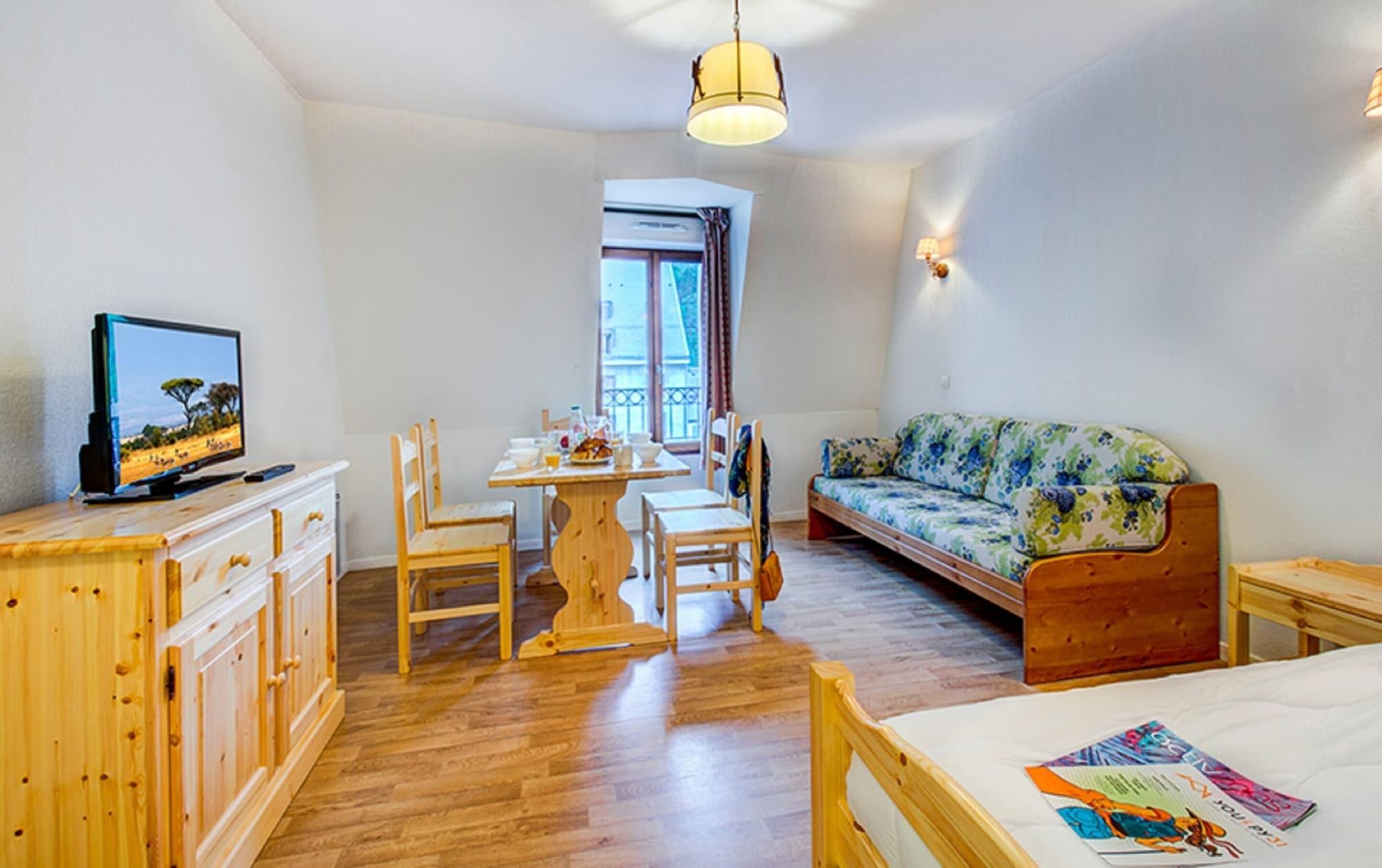 Vacanceole - Residence Illixon Bagneres-de-Luchon Ngoại thất bức ảnh